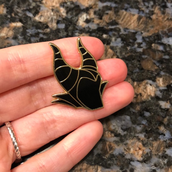 Disney Accessories - Disney Maleficent Pin